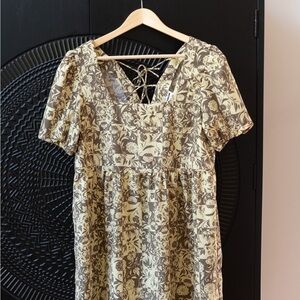 Noisy may Floral Dress in light green and kaki